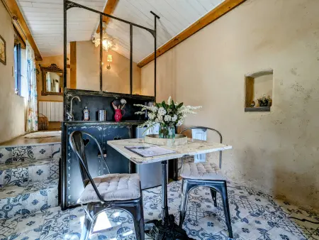 Cabane de Vigne en Auvergne pour Escapade Romantique : photo 10