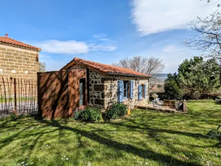 Cabane de Vigne en Auvergne pour Escapade Romantique : photo 21