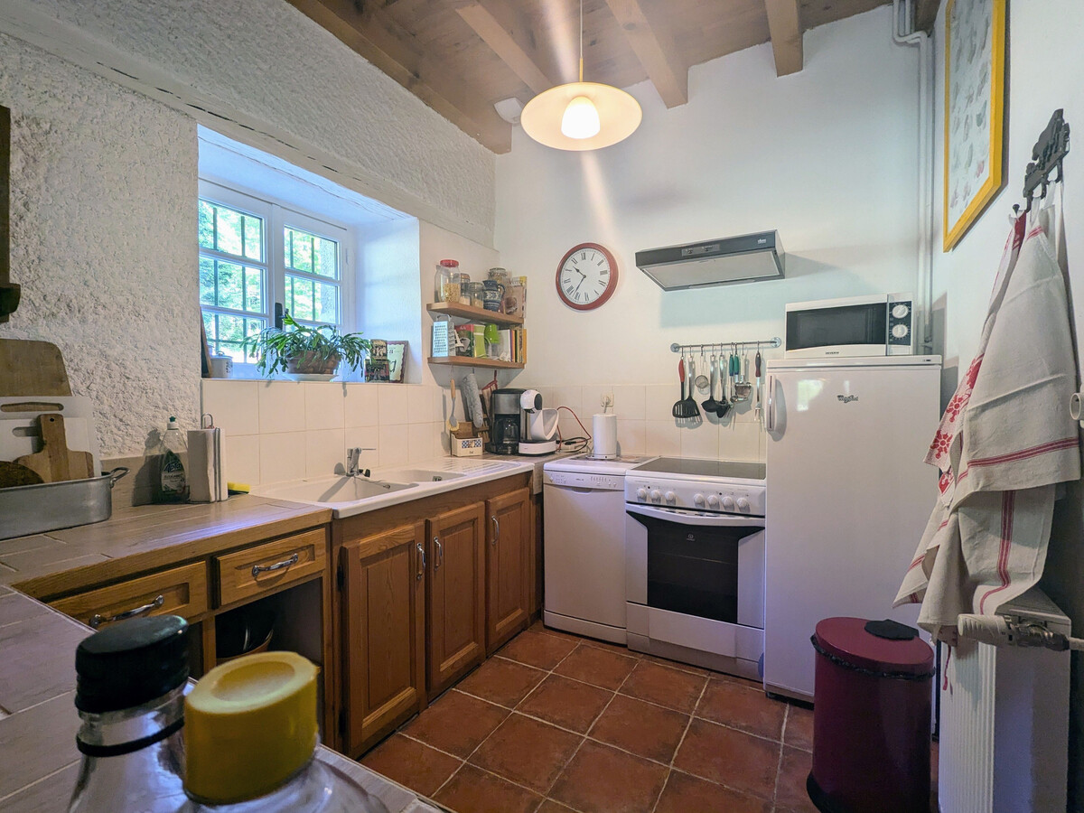 Gîte Nature au Chambon-sur-Lignon : 2 terrasses, 5-7 pers. - Photo 4