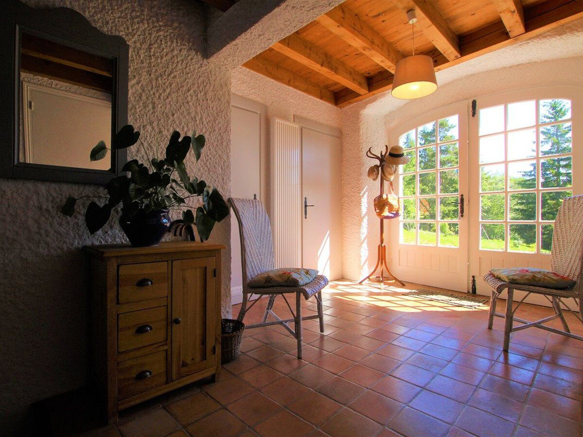 Gîte Nature au Chambon-sur-Lignon : 2 terrasses, 5-7 pers. - Photo 8