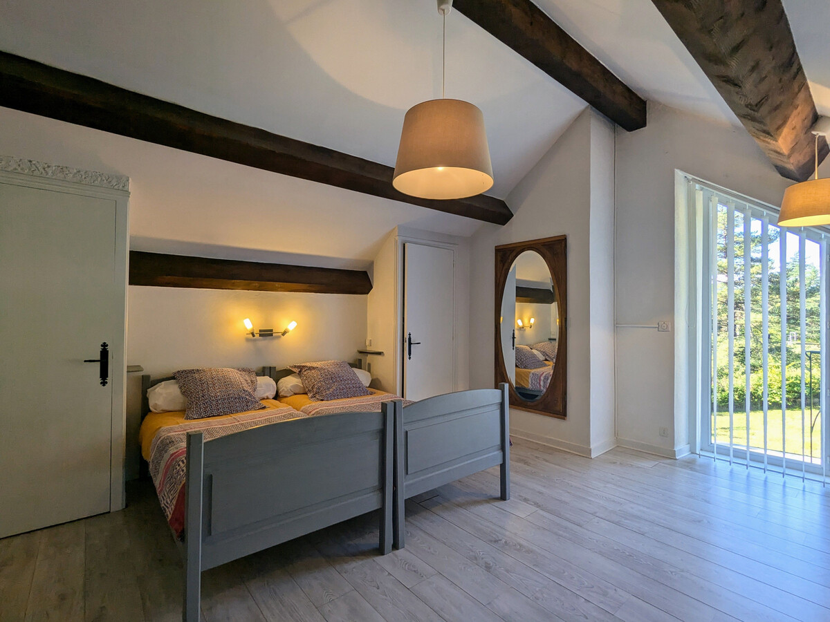 Gîte Nature au Chambon-sur-Lignon : 2 terrasses, 5-7 pers. - Photo 16