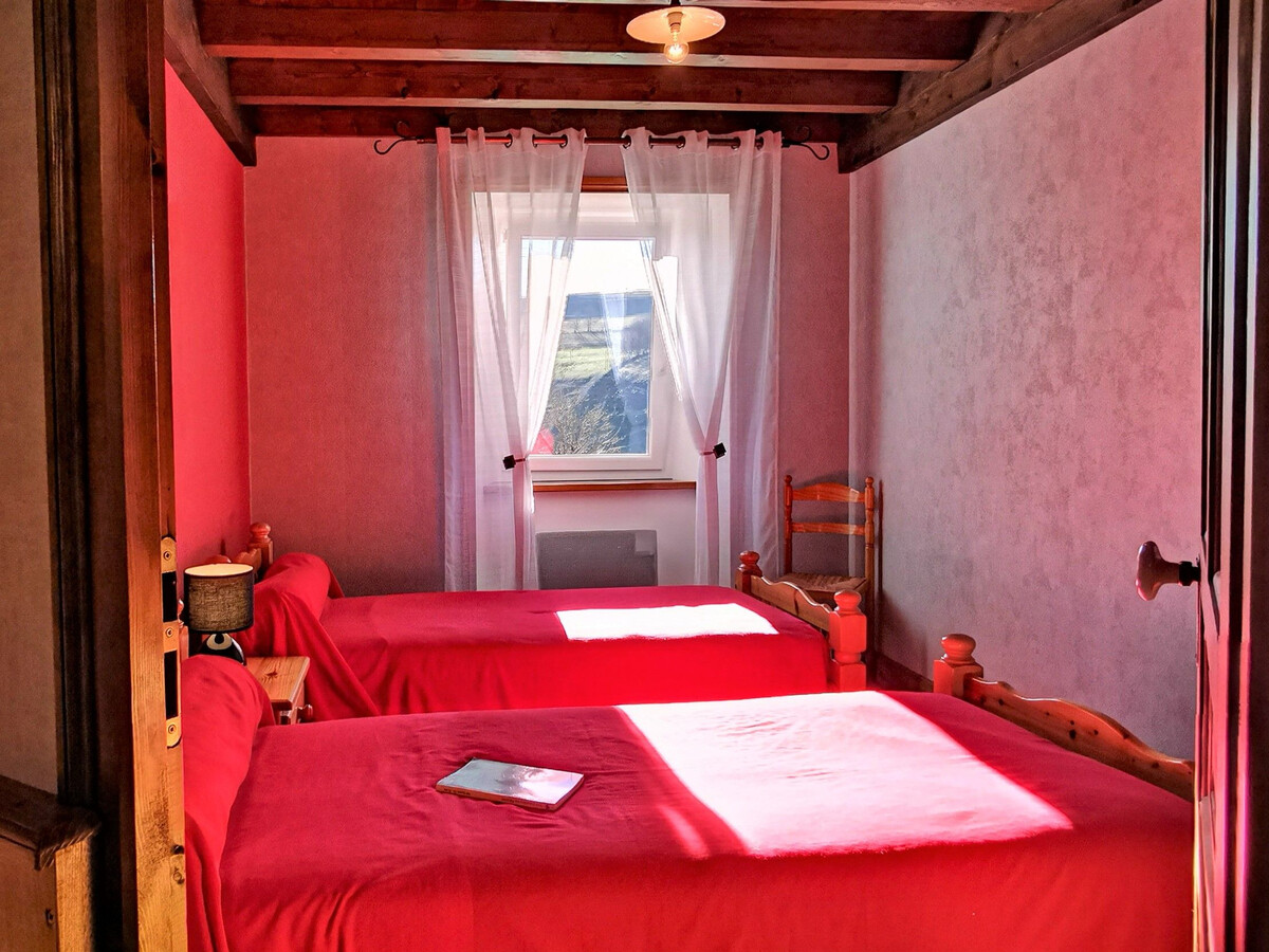 Gîte 6 personnes aux Estables, terrasse 50m² face au Mézenc - Photo 7