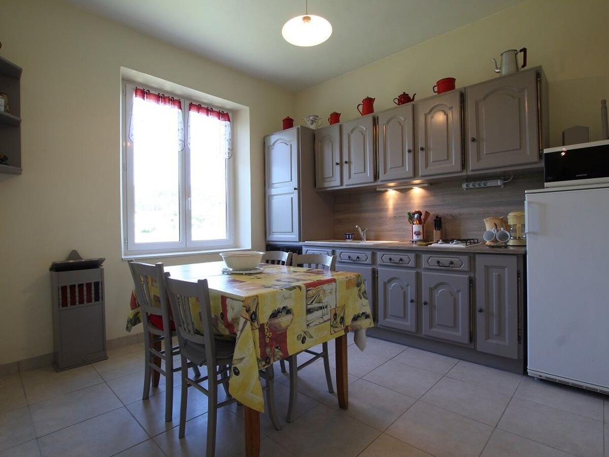 Gîte dans ancienne école, 6 pers., terrain clos 700m² - Photo 2