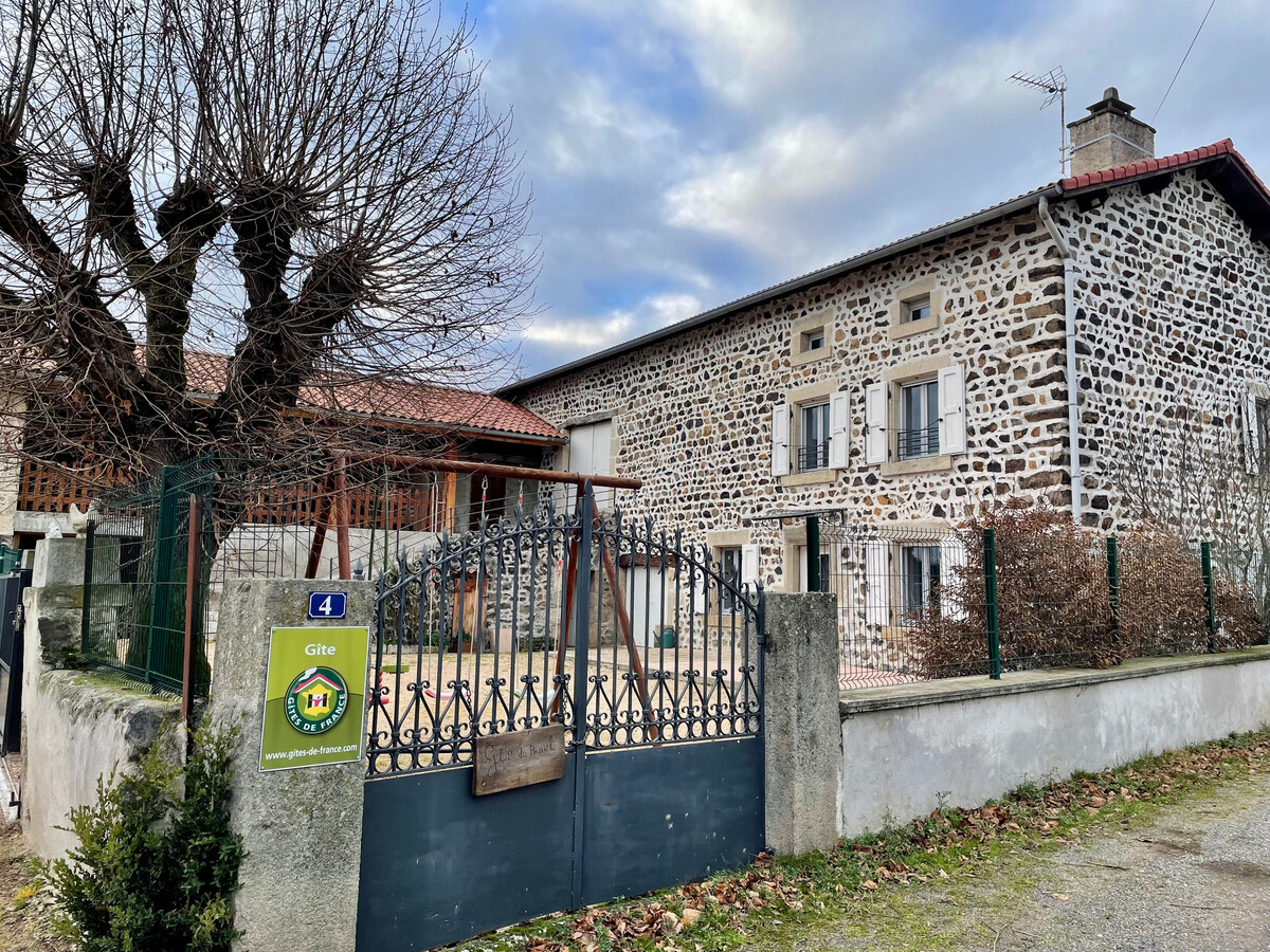 Ferme du XIXe siècle, cour fermée 200m², gorges Loire - Photo 21