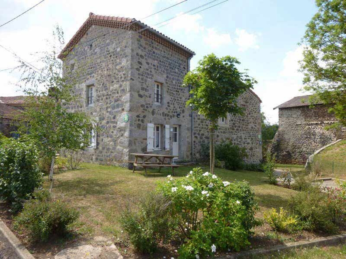 Gîte indépendant 4 pers. à Rauret, cour privée et terrain de pétanque - Photo 1