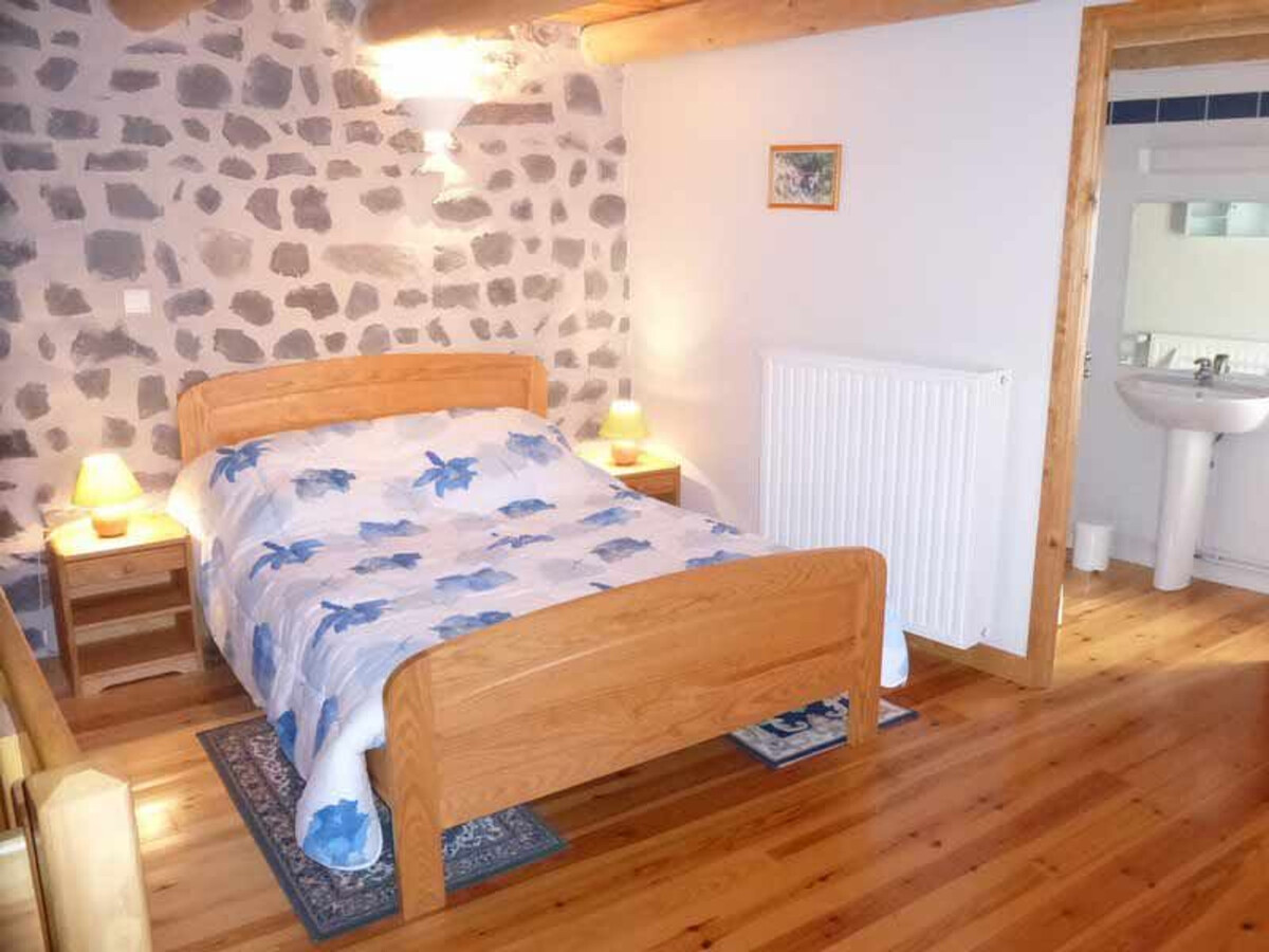 Gîte indépendant 4 pers. à Rauret, cour privée et terrain de pétanque - Photo 4