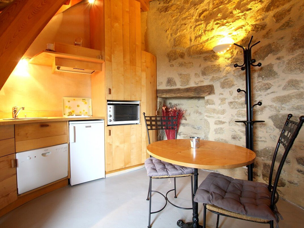 Moulin à vent restauré, vue vallée et parc éolien - Photo 3