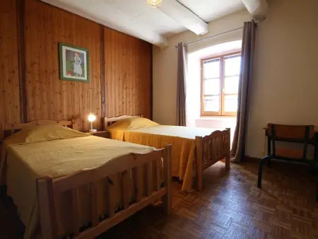 Gîte 6 pers. avec cour privative à Ferrussac : photo 10