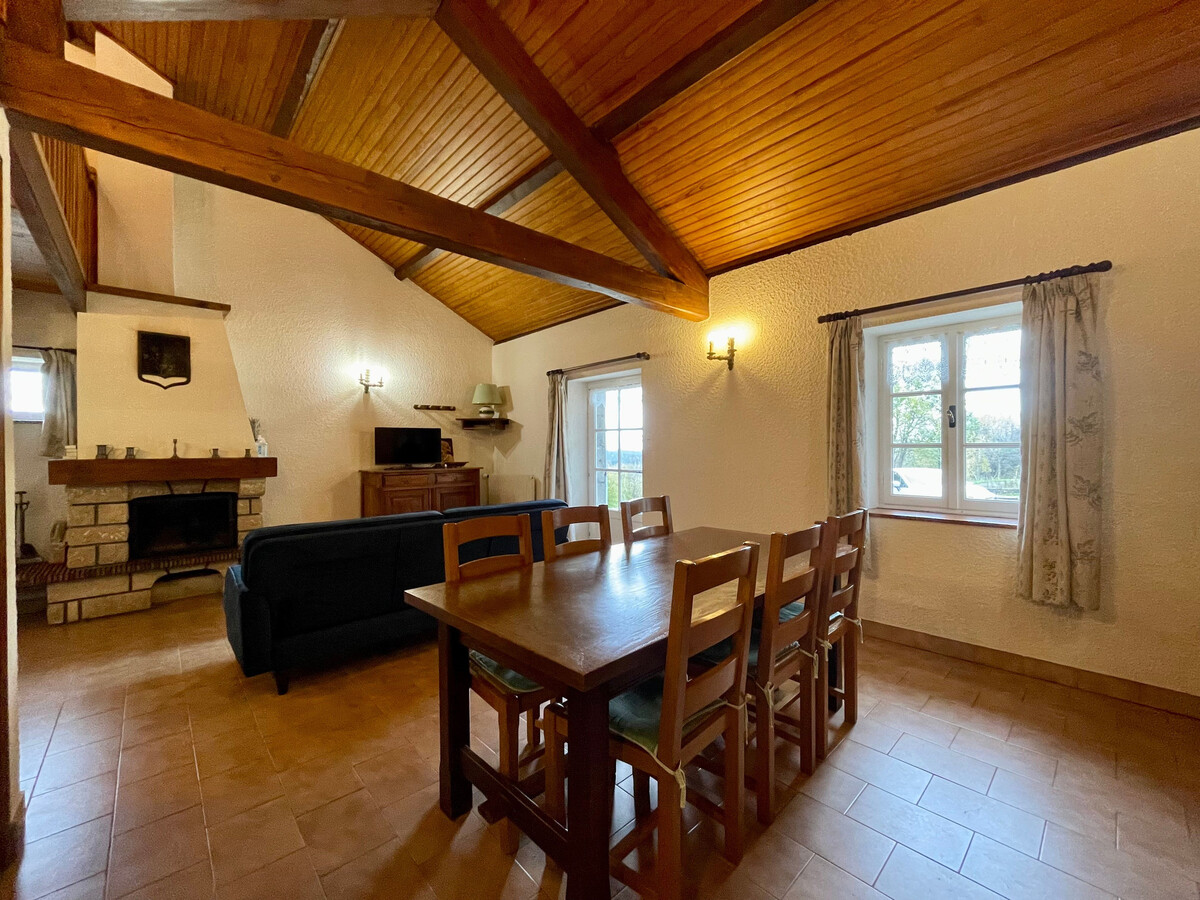 Gîte en forêt 6 pers. | Terrasse, jeux enfants, four à pain - Photo 8