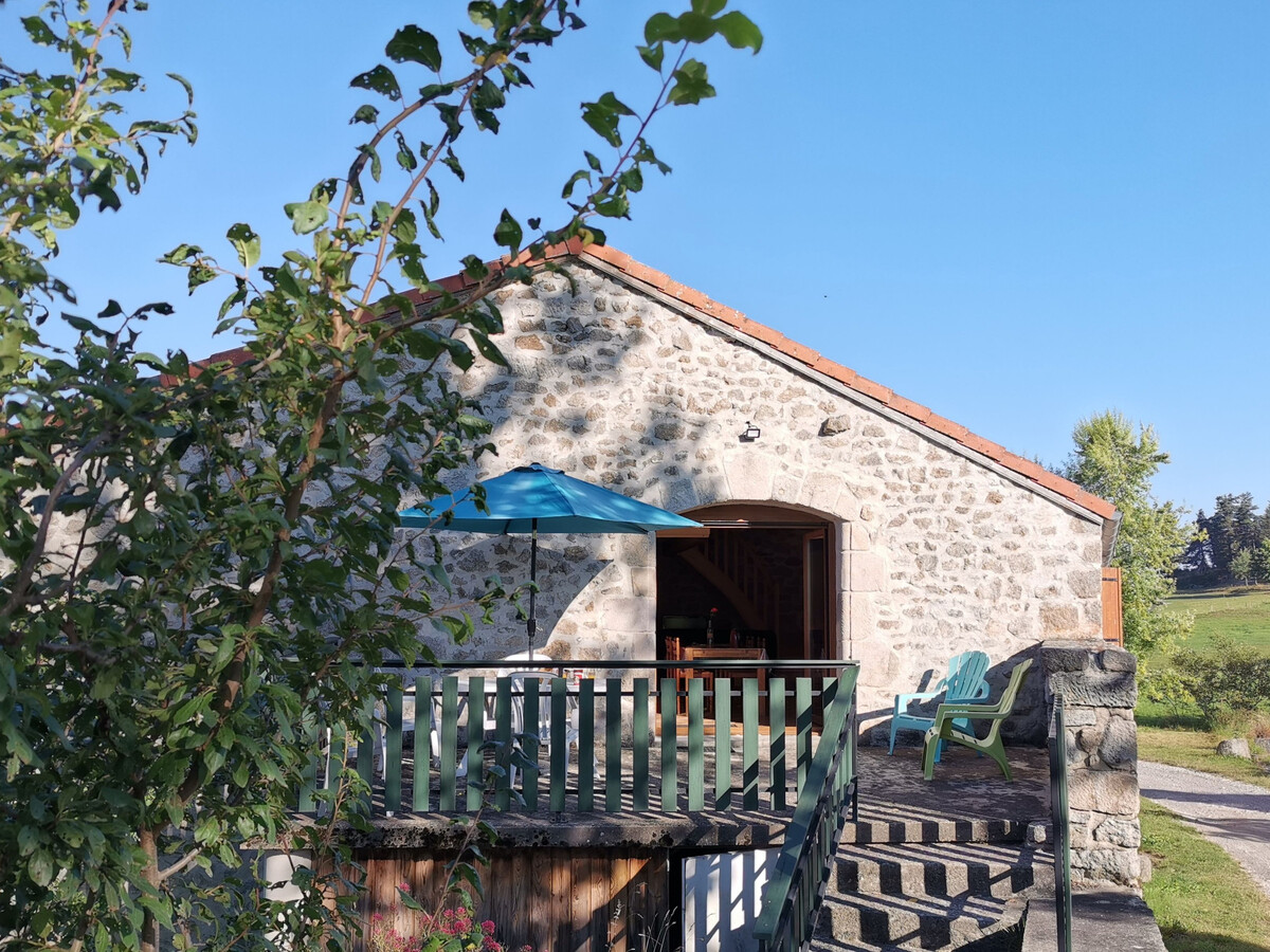 Gîte en grange pour 2 avec terrasse vue forêt - Photo 1