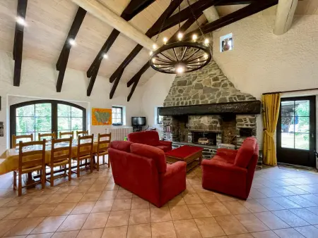 Gîte 8 pers. isolé aux volcans, 4300 m² clos : photo 11