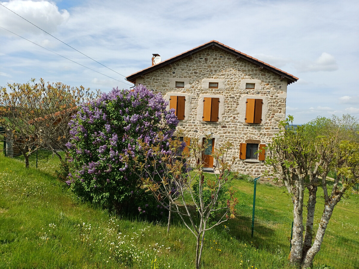 Gîte en pierres, cheminée foyer fermé et jardin clos - Photo 14