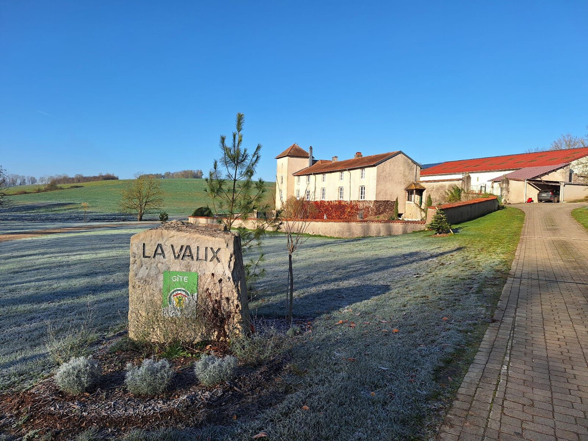 Gîte 3 chambres avec terrasse ensoleillée à Germonville - Photo 2