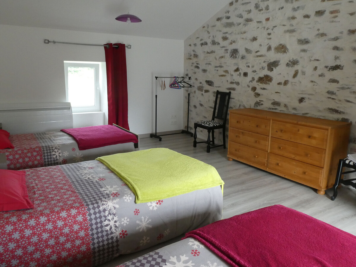 Gîte rural 10 personnes avec terrain 2000 m² et terrasse - Photo 8