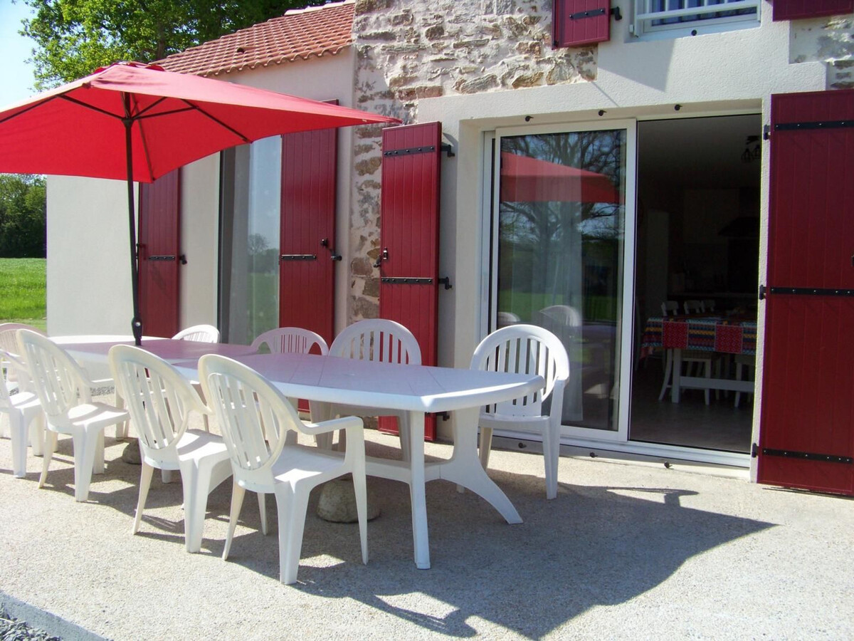 Gîte rural 10 personnes avec terrain 2000 m² et terrasse - Photo 10