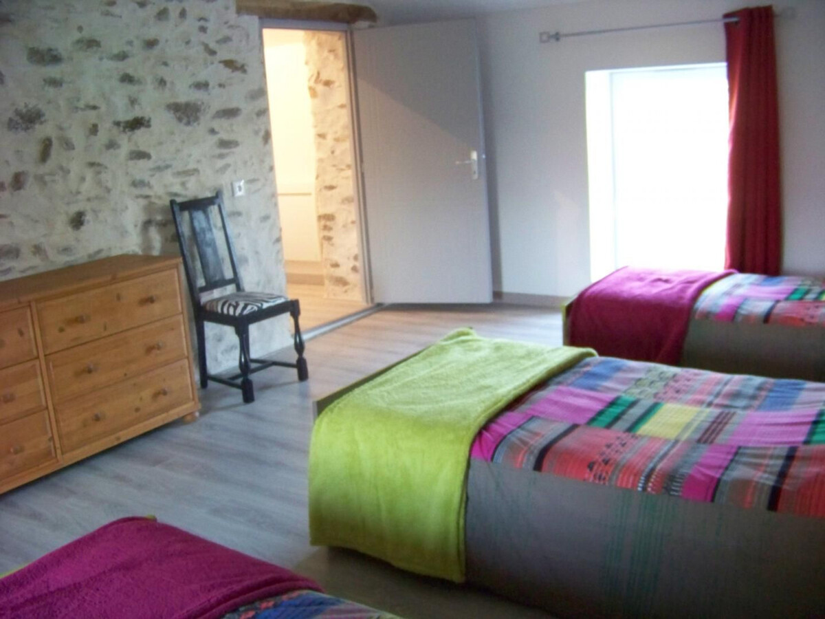 Gîte rural 10 personnes avec terrain 2000 m² et terrasse - Photo 17
