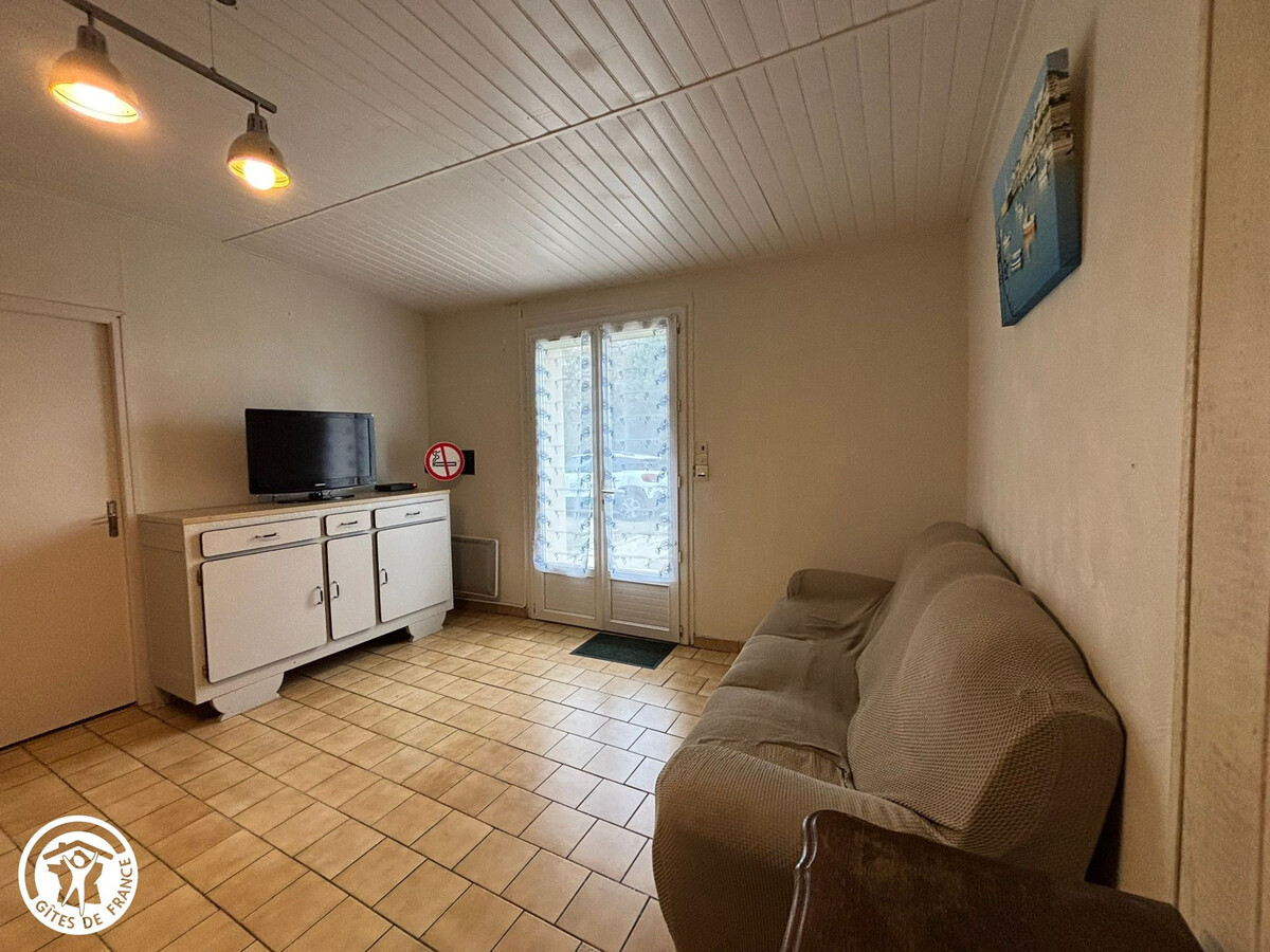 Gîte rénové avec terrasse et animaux de la ferme - Photo 3