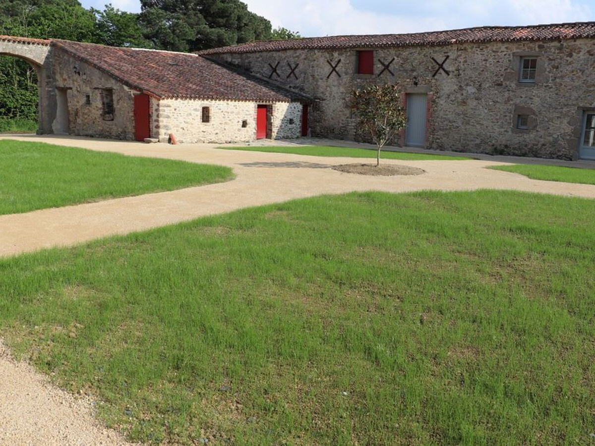 Gîte 18ème siècle, 10 personnes, piscine couverte - Photo 18