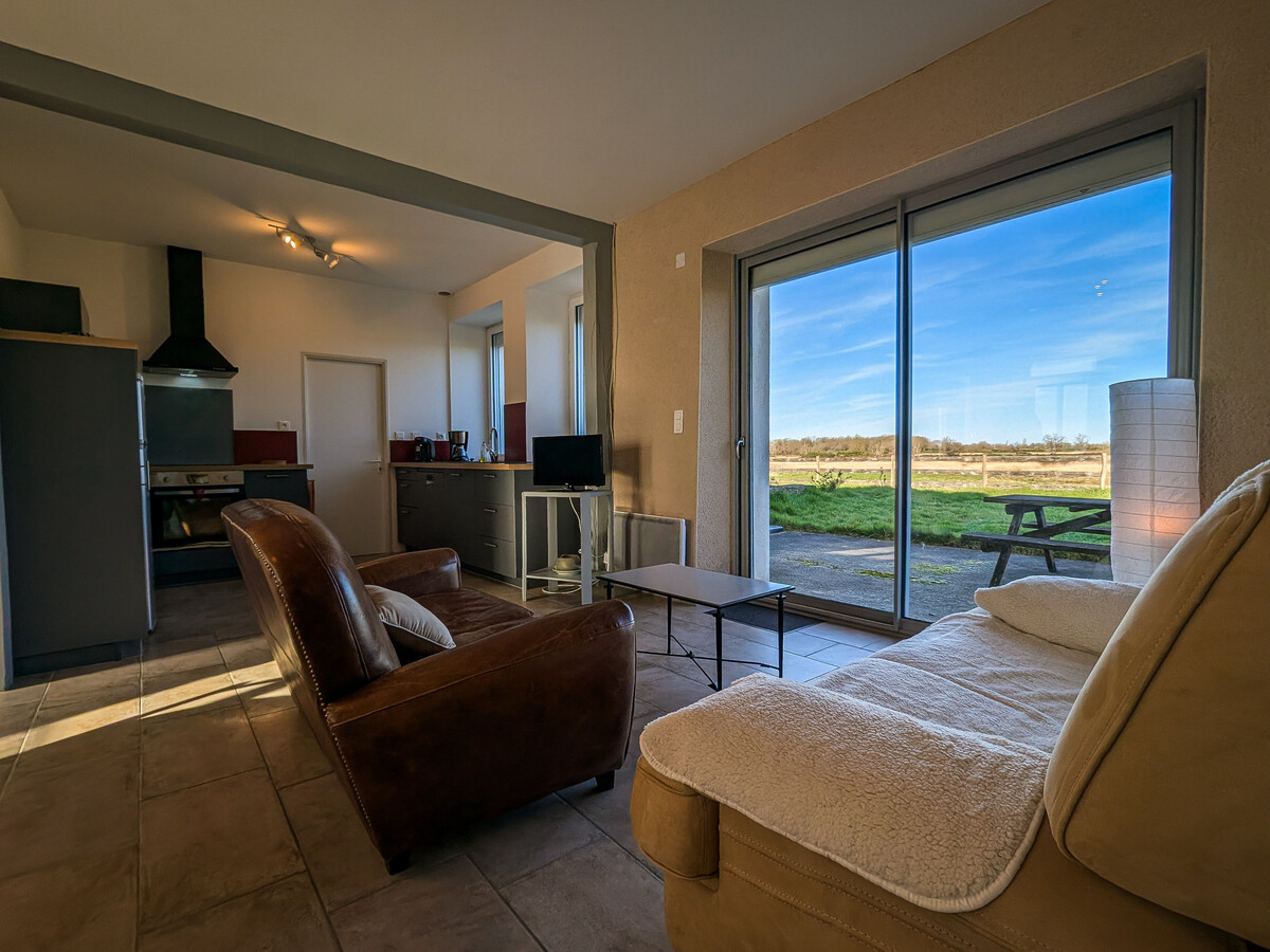 Gîte Brenne avec terrasse vue étang et garage - Photo 2