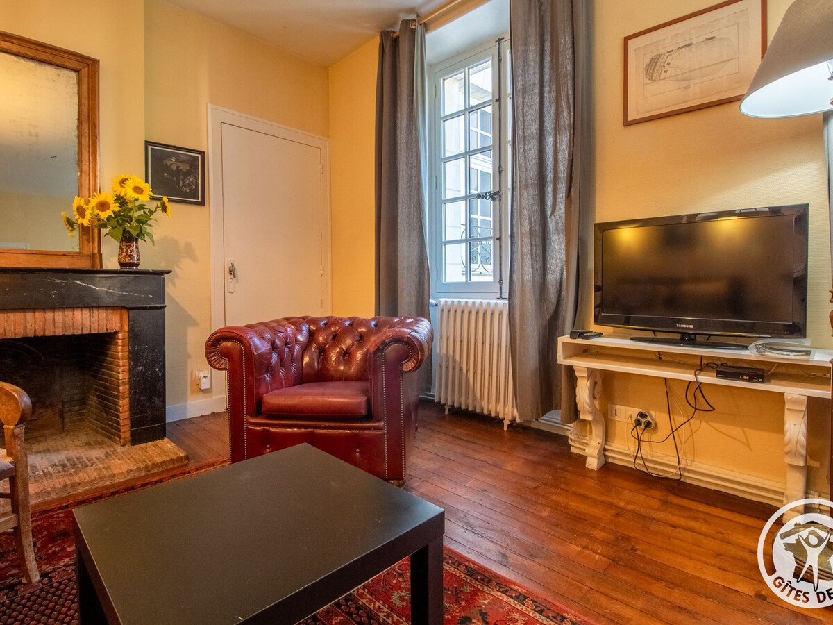Studio 25 m² centre historique Angers, portail bleu - Photo 7