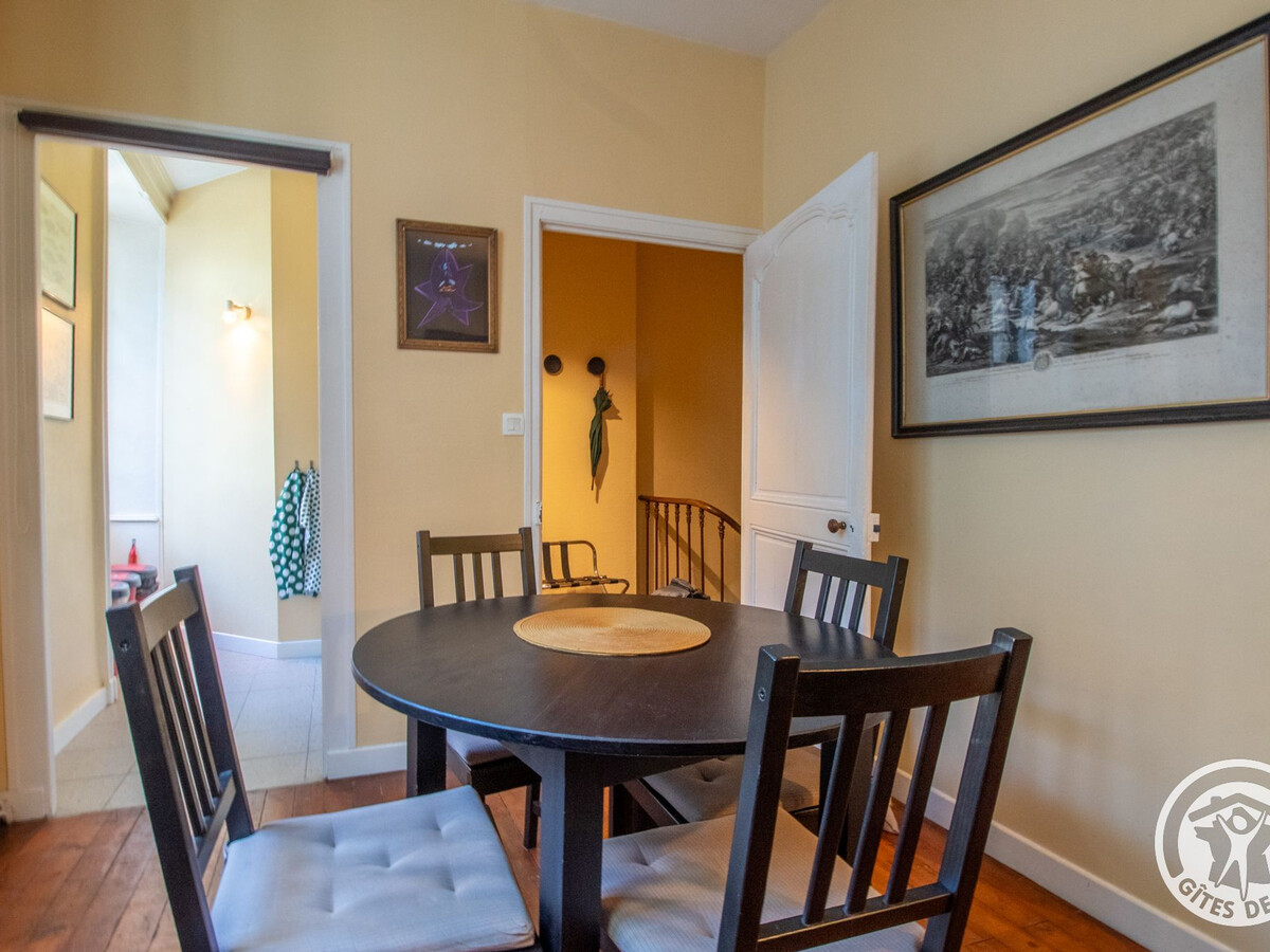 Studio 25 m² centre historique Angers, portail bleu - Photo 9