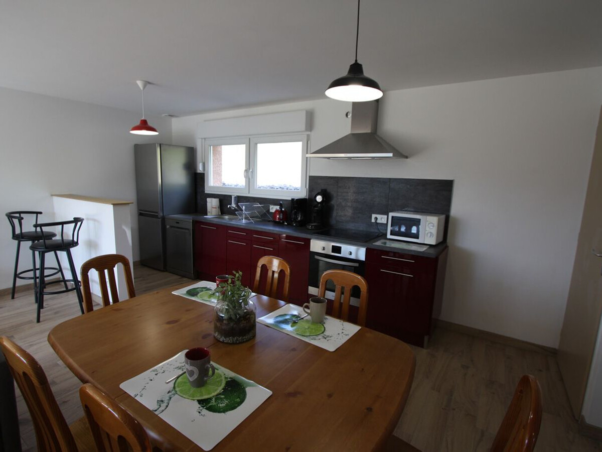 Gîte 4 personnes à Combrimont, vue montagne et terrasse couverte - Photo 2