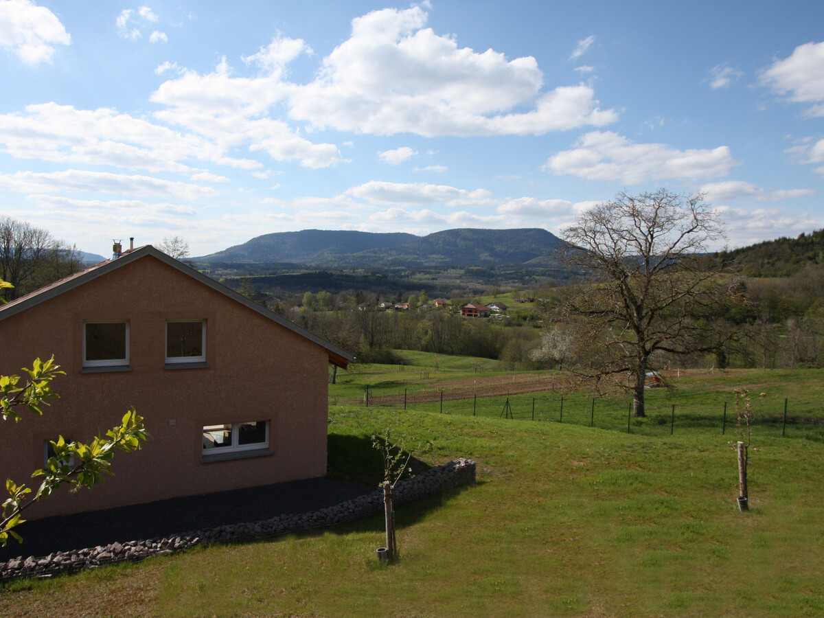 Gîte 4 personnes à Combrimont, vue montagne et terrasse couverte - Photo 6