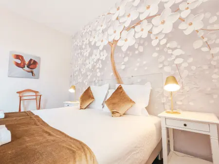 Maison de maître 8 chambres avec spa et jardin à Châteauroux : photo 5