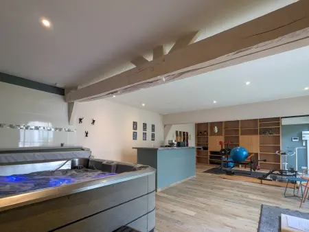Maison de maître 8 chambres avec spa et jardin à Châteauroux : photo 27