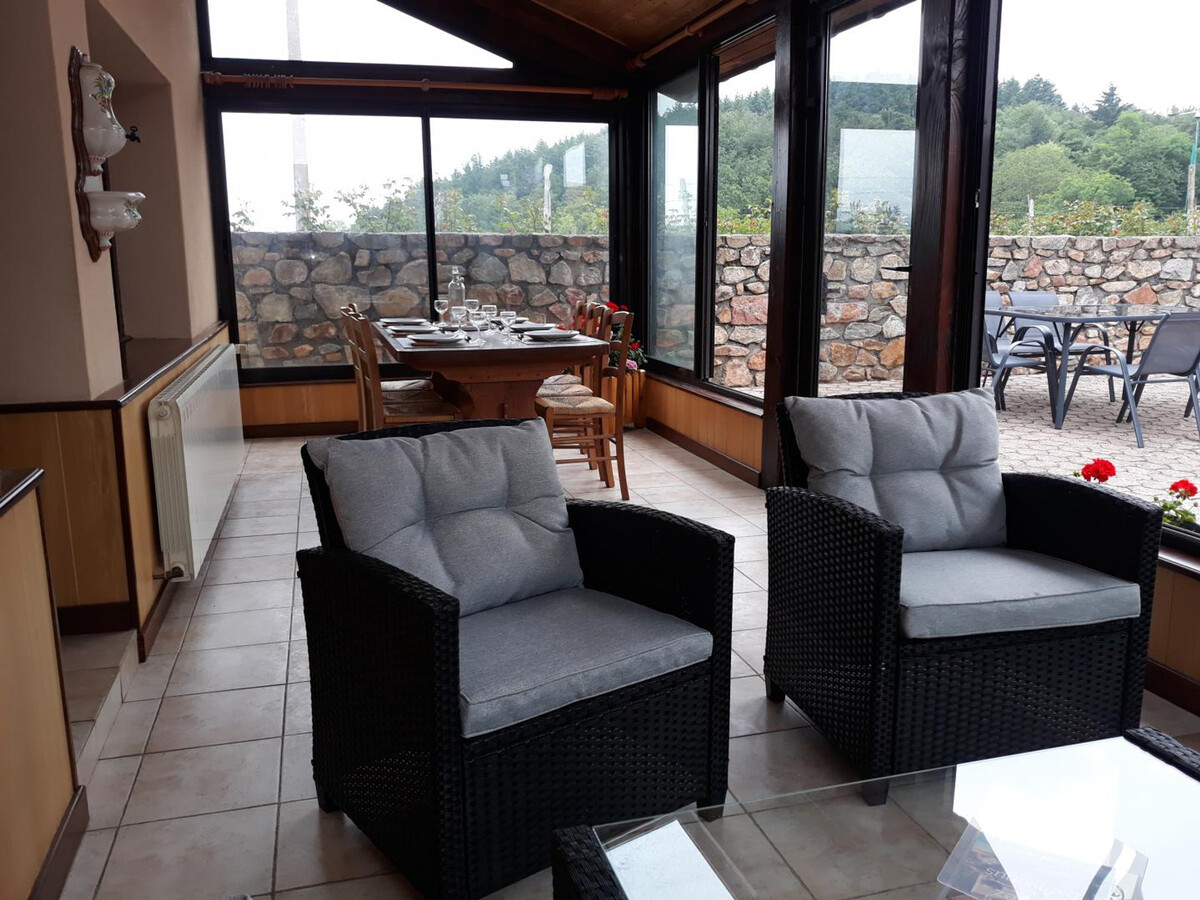 Gîte 6 personnes avec véranda, jardin 100 m² à Saint-Victor - Photo 2