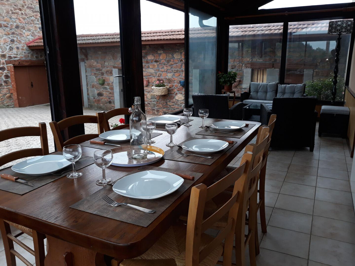 Gîte 6 personnes avec véranda, jardin 100 m² à Saint-Victor - Photo 3