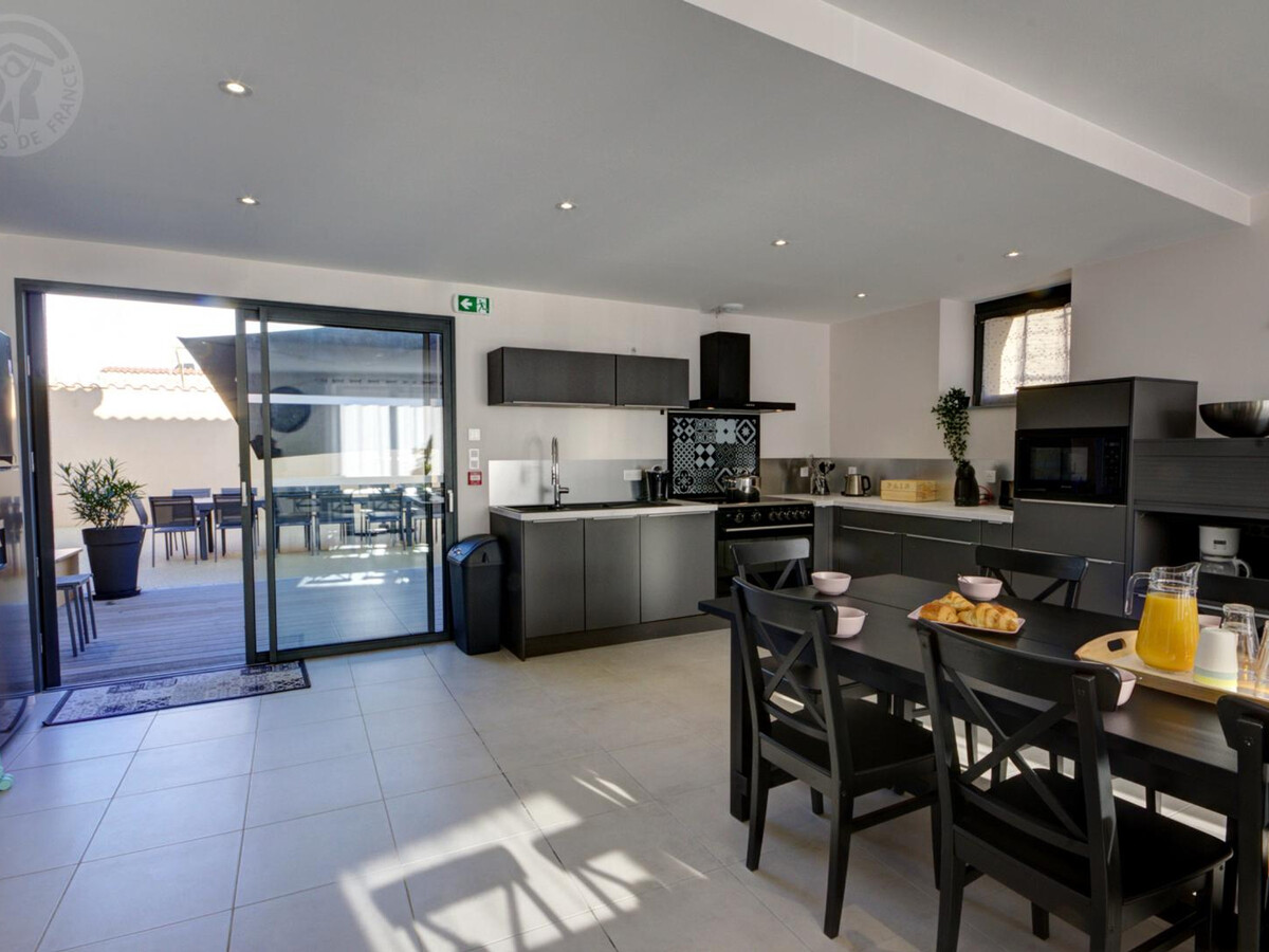 Gîte 220m² - 12 pers., jacuzzi et terrain de pétanque - Photo 9