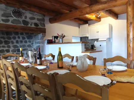 Gîte Sous les Étoiles : 13 pers, cour, ping-pong à Mézères - Photo 1