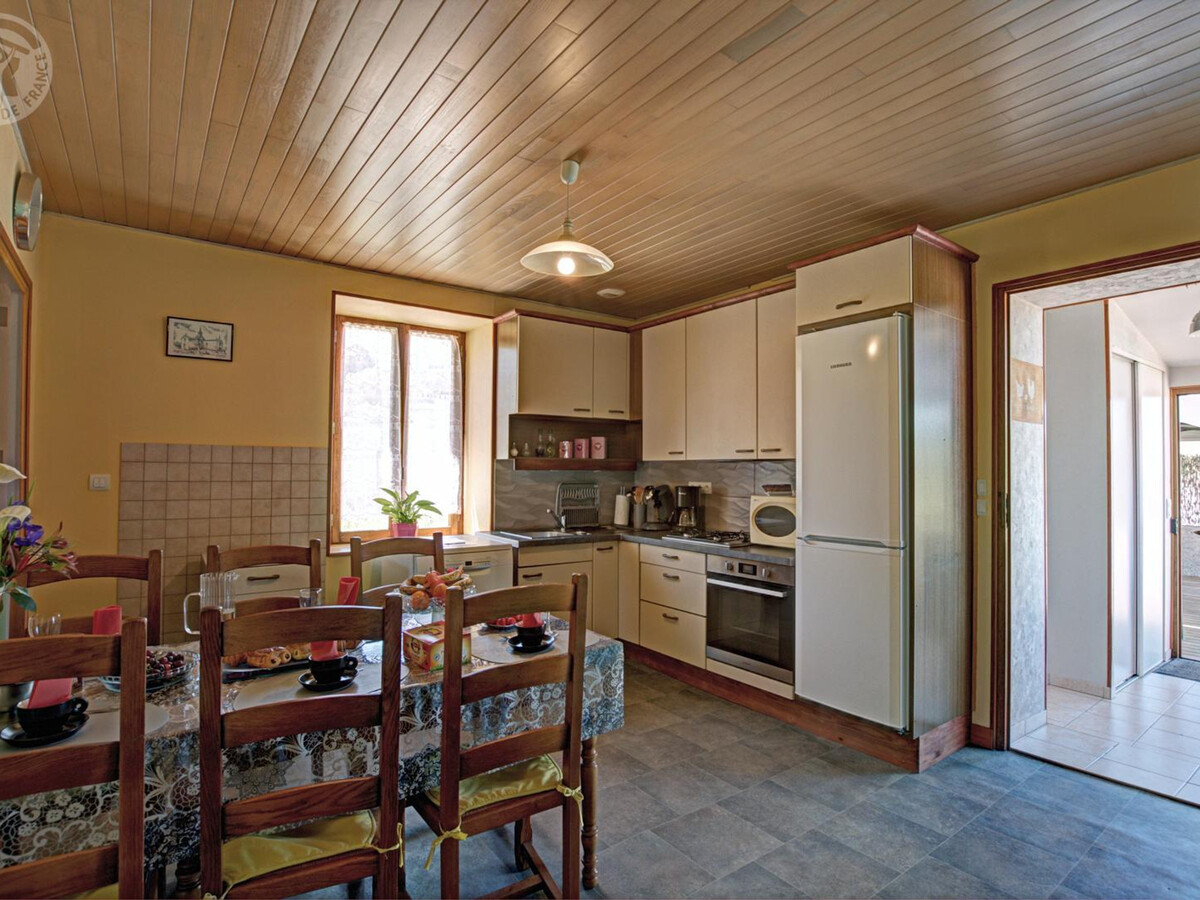 Gîte fermier 80m² à Saint-Marcel-d'Urfé, terrasse 25m² - Photo 4