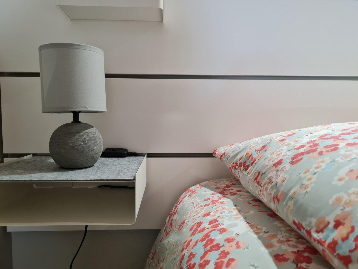 Studio avec mezzanine, cour privative et piscine chauffée à Rochetrejoux - Photo 12
