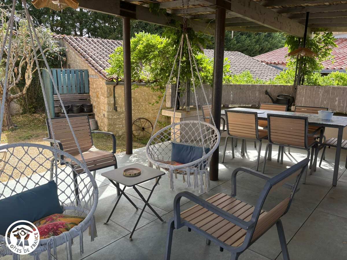 Gîte d'Architecte 6 Pers. avec Terrasse et Jardin à Pissotte - Photo 5