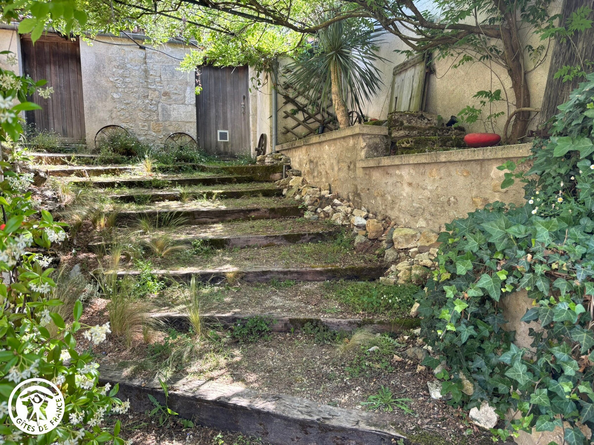 Gîte d'Architecte 6 Pers. avec Terrasse et Jardin à Pissotte - Photo 28