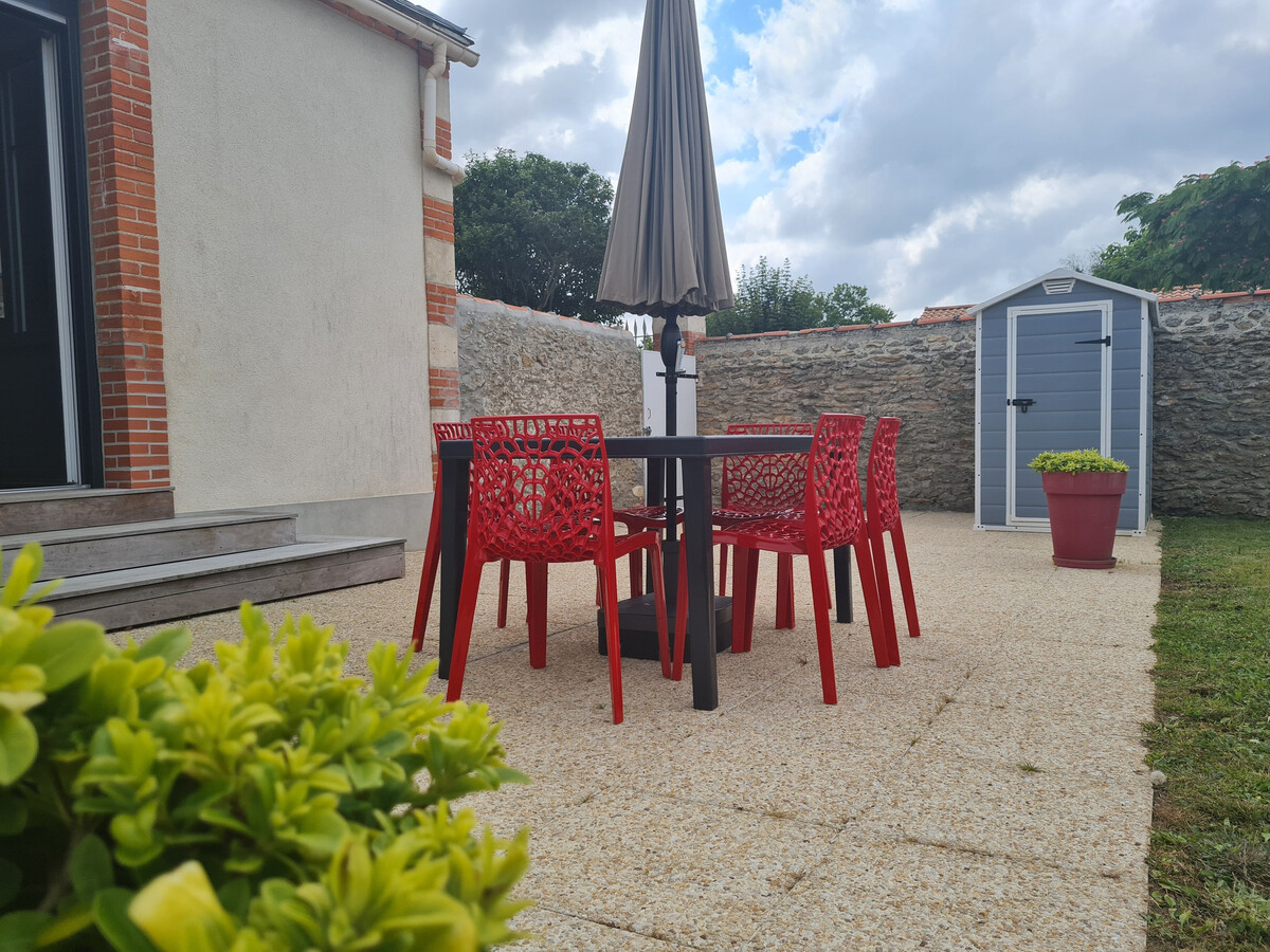 Maison 19ème siècle rénovée, piscine chauffée et spa à La Garnache - Photo 5