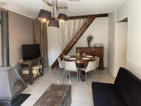 Location gite à Besson, Gîte champêtre à Besson avec charme authentique