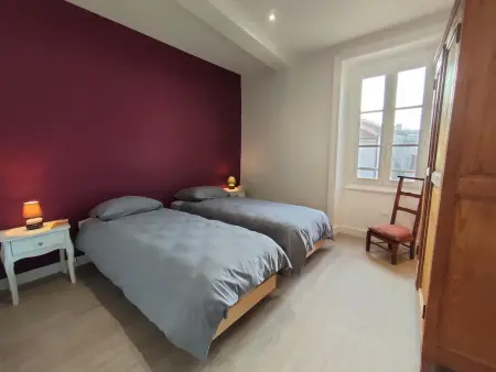 Gîte spacieux de 11 lits avec cour privative dans un village historique calme et pittoresque : photo 8