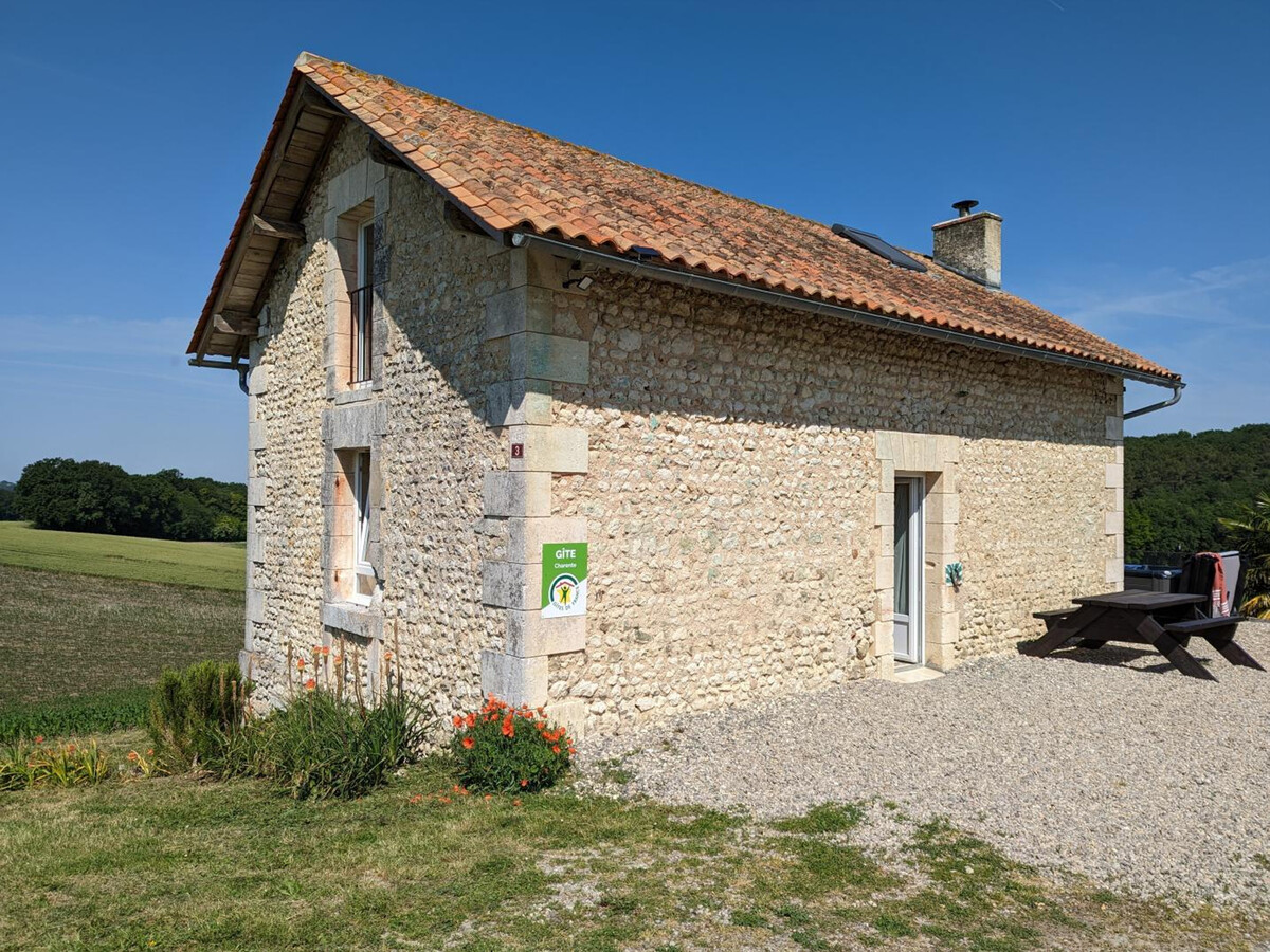 Gîte isolé 6 pers. avec piscine et spa en Charente - Photo 4