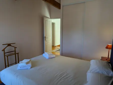 Gîte familial avec piscine chauffée, jardin privé et équipements bébé en pleine propriété viticole. - Photo 13