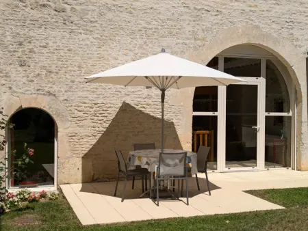 Gîte familial avec piscine chauffée, jardin privé et équipements bébé en pleine propriété viticole. - Photo 29
