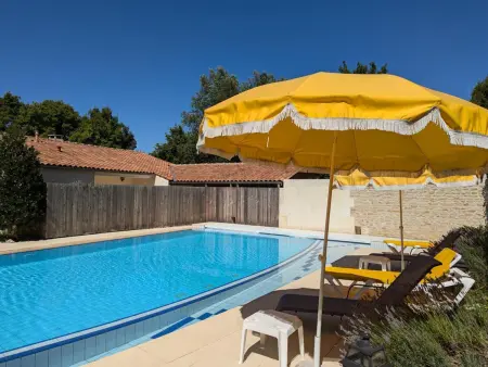 Gîte familial avec piscine chauffée, jardin privé et équipements bébé en pleine propriété viticole. - Photo 32