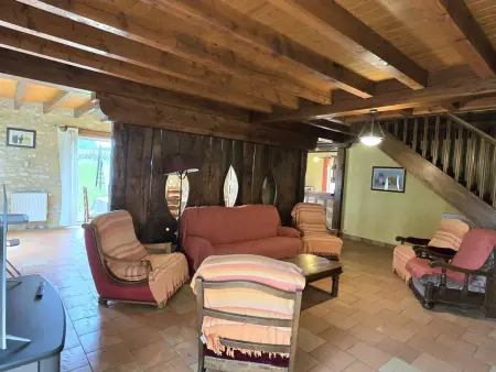 Gîte 13 personnes, piscine privée et vignobles à Saussignac : photo 15