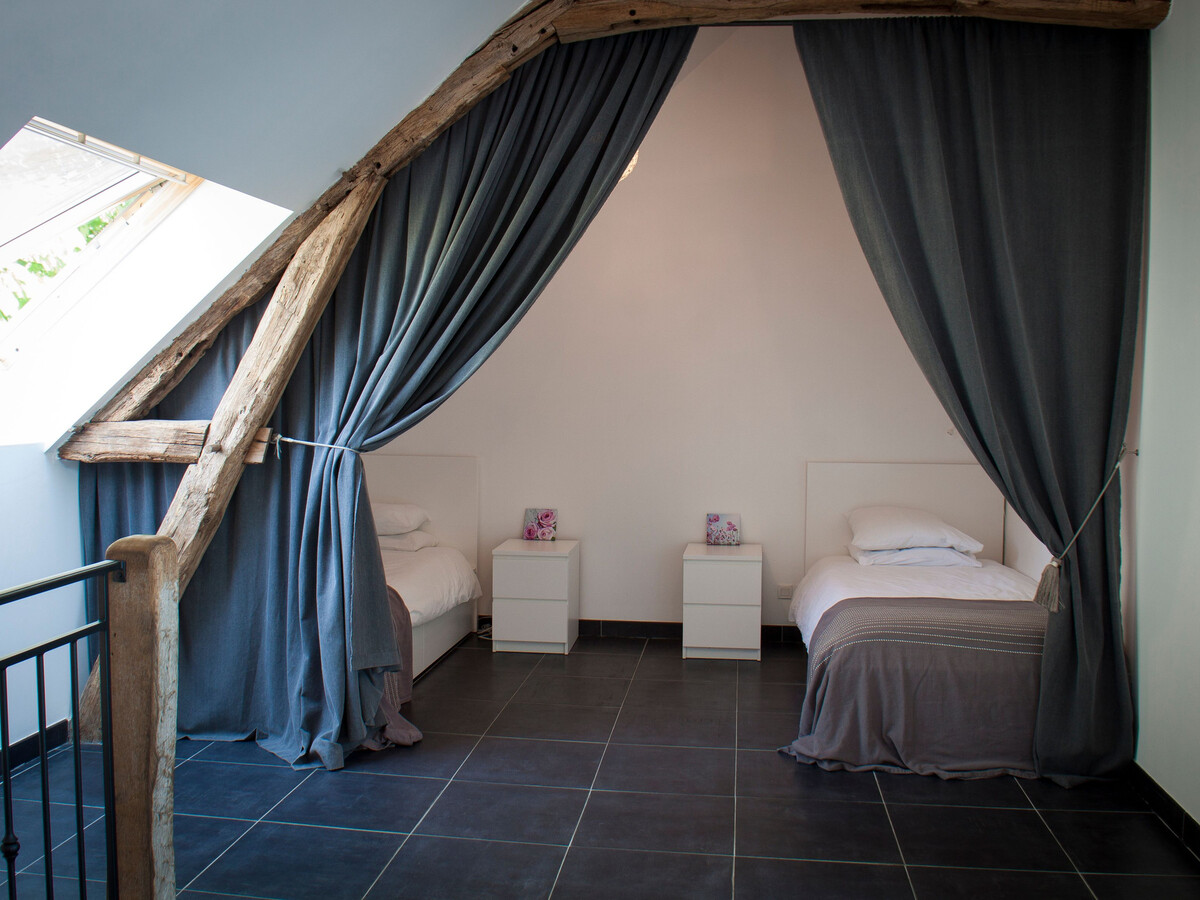 Gîte Loire spacieux, piscine chauffée, tennis et wifi - Photo 22