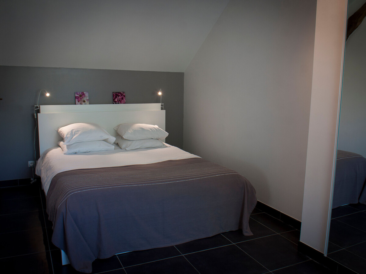 Gîte Loire spacieux, piscine chauffée, tennis et wifi - Photo 26