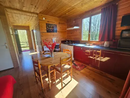 Chalet indépendant avec terrasse à Velle-sur-Moselle : photo 5