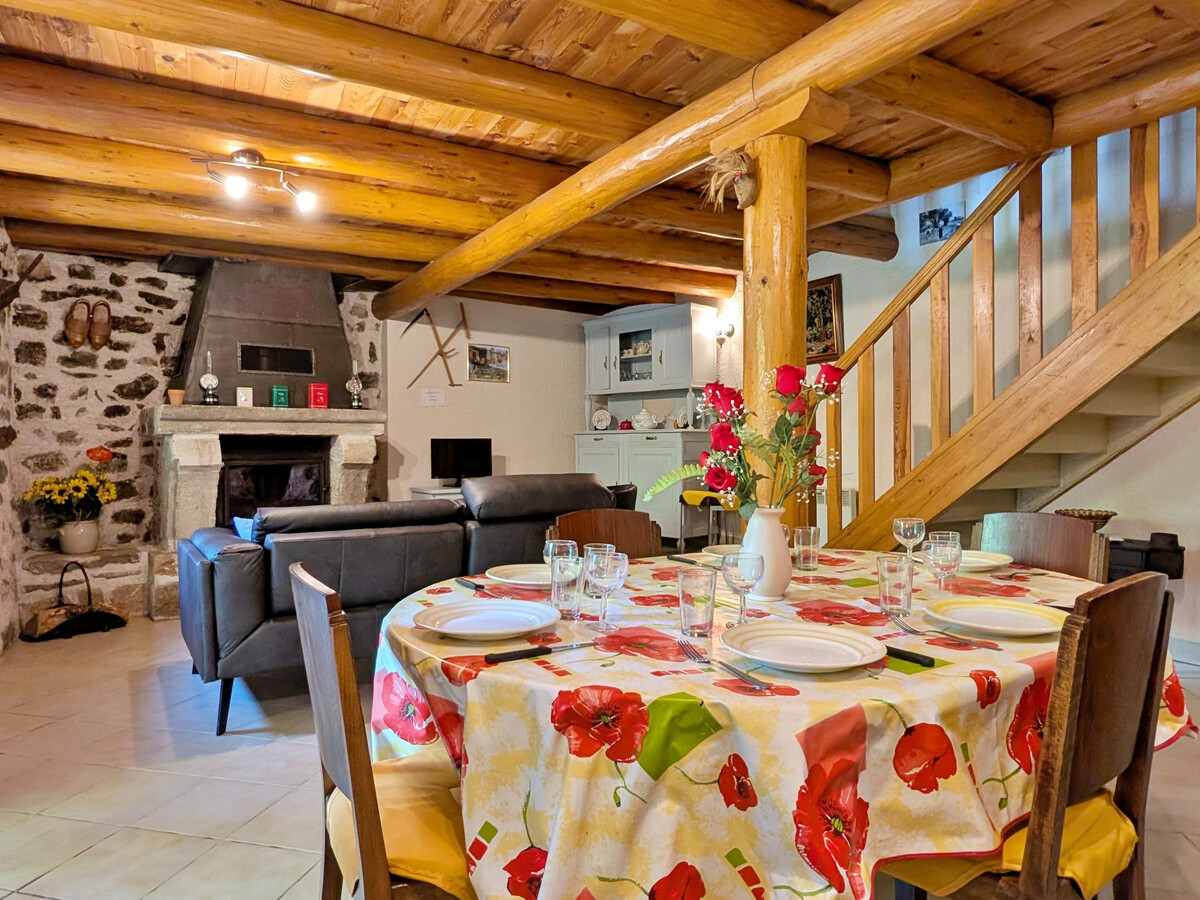 Gîte en pierre XIXᵉ au bord du ruisseau, 6 pers. - Photo 3