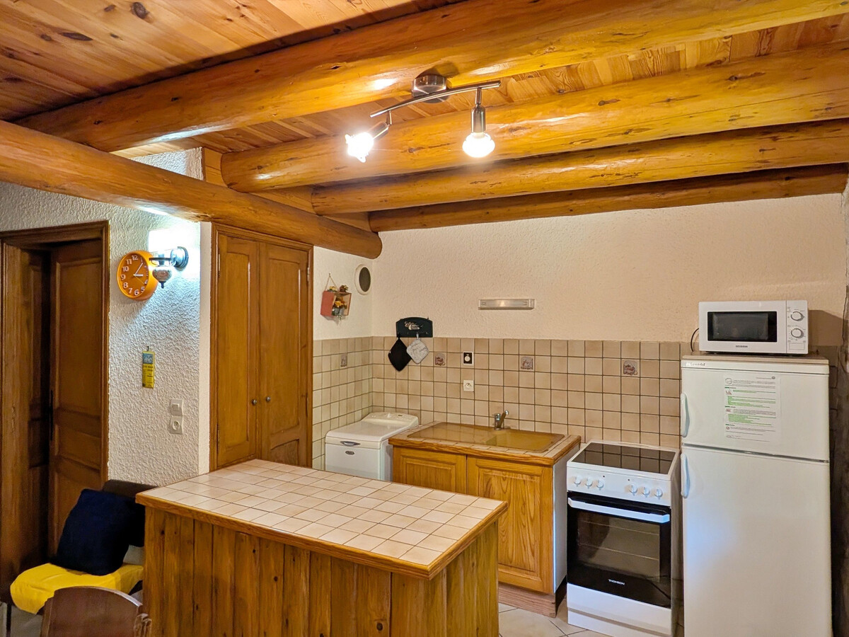 Gîte en pierre XIXᵉ au bord du ruisseau, 6 pers. - Photo 4